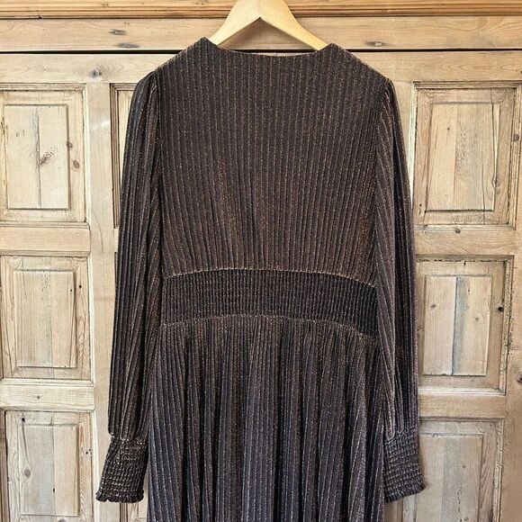 Boden 22 Regular Metallic Dress Maxi Black Gold Plus V-Neck Pleated Long Sleeve - Picture 10 of 15